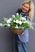 Tulippo, kompozycja wiosenna w złotym naczyniu, wym.34x60cm 