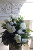 Białe Marzenie, wiązanka nagrobna na plastrze drewna