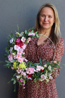 Helise 2 Subtelle, barwny wianek na drzwi na obręczy, śr.38cm 