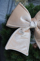 Beżowa Decoratoria, bożonarodzeniowy wianek na drzwi