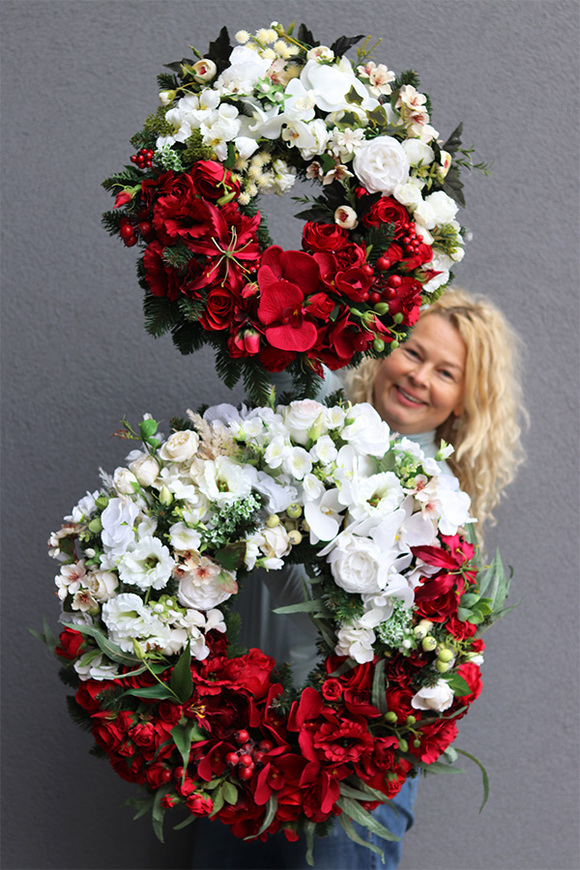 Polska, okazały wianek / stroik patriotyczny, śr.48cm 