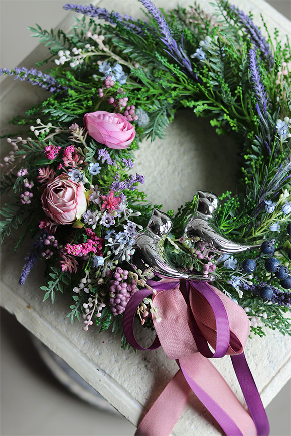 Bird Spring, wiosenny wianek z wrzosami