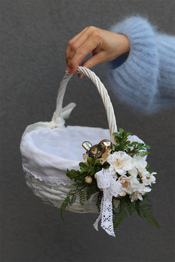 OD RĘKI Helie, dekorowany koszyczek wielkanocny, wys.31cm