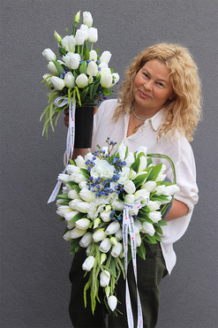 White Heart, wiosenny komplet dekoracji nagrobnych, kompozycja + bukiet