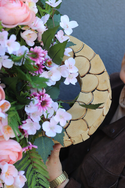 Ramena, wieniec nagrobny