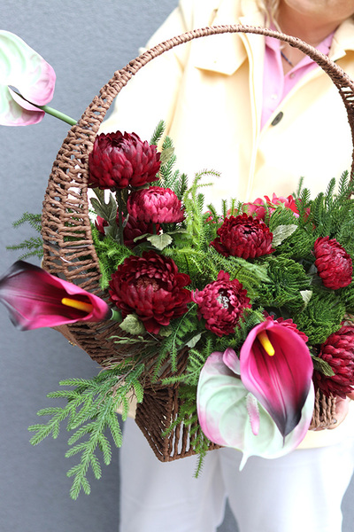 Anturea, kompozycja nagrobna w koszu, wym52x65x50cm