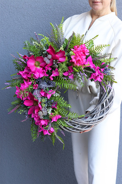 Magenta Love, asymetryczny wianek na drzwi, rozp.57cm 