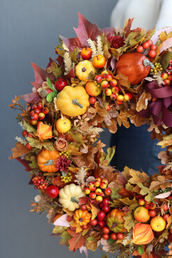 Bravissimo 2, jesienny wianek z pięknymi dodatkami, śr.54cm 
