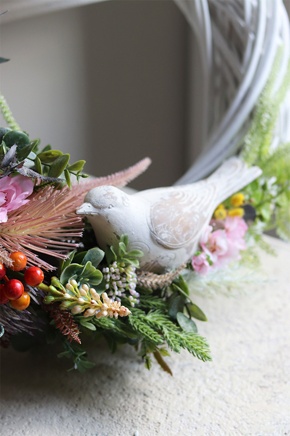 asymetryczny wiosenny wianek, Ptaszek na Gałęzi