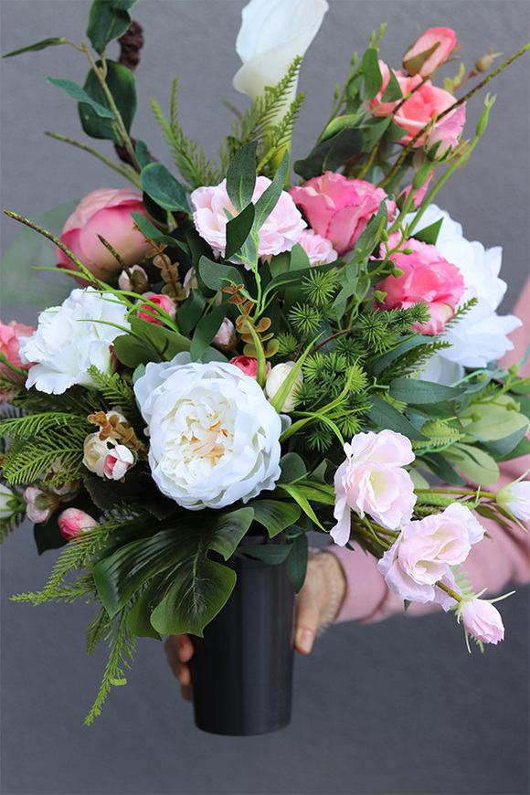 Ladia, bukiet nagrobny we wkładzie do flakonu