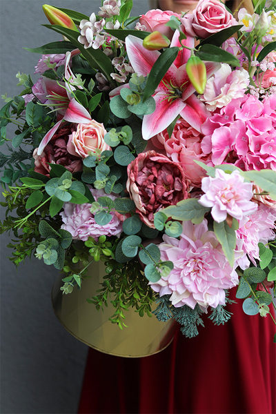 Lilie Pink kompozycja kwiatowa / bukiet wys.72cm, śr.60cm