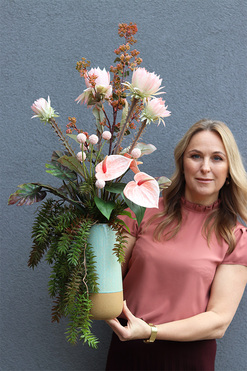 OD RĘKI Leonida Blumelia, dekoracyjny bukiet w wazonie, wys.93cm