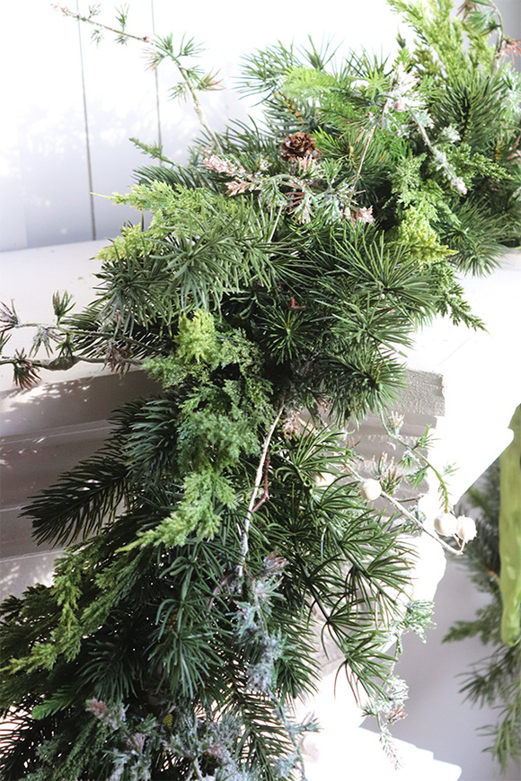 Green Forest, zielona girlanda na kominek