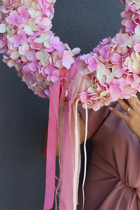 Light Pink, duży wianek na drzwi z hortensji