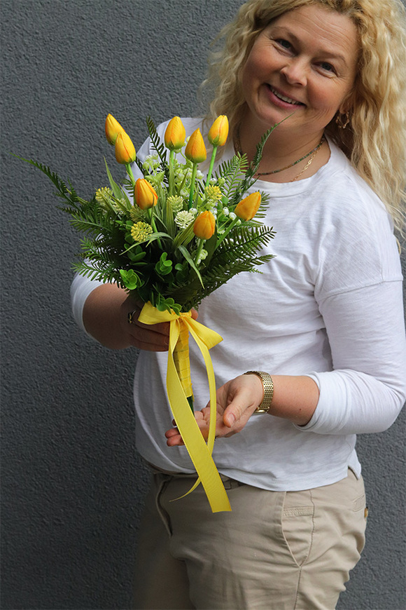 Żółta Energia, wiosenny bukiet do wazonu