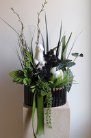 Bunny Black Easter, stroik wielkanocny z zajączkami