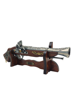Na Tablo 2, replika pistolet włoski na stojaku, dł.38cm