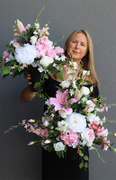 Triveria Pink, bukiet nagrobny we wkładzie do wazonu