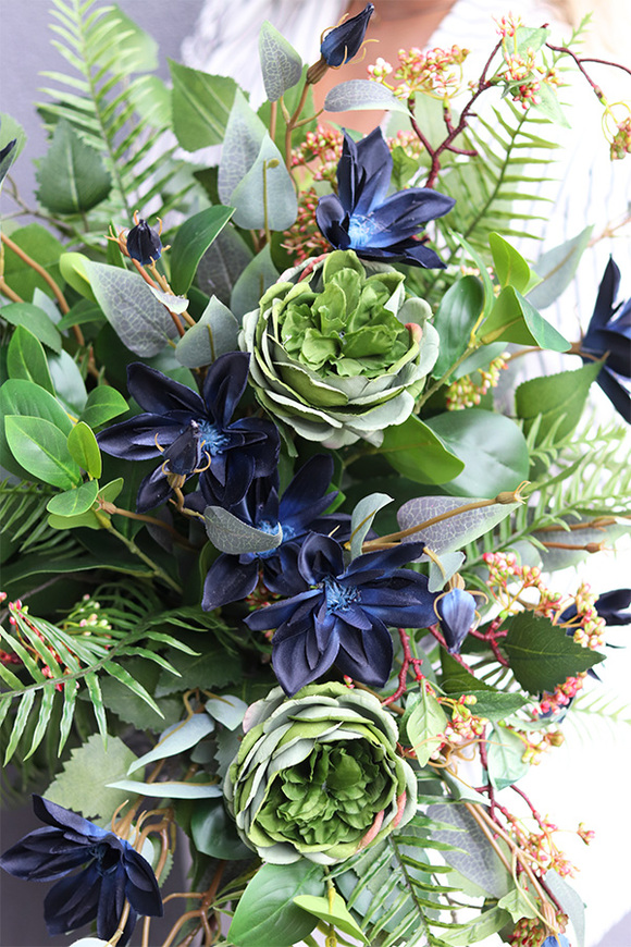 Black Geria Volcan, nowoczesna kompozycja nagrobna