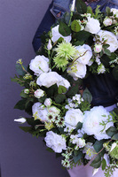 Monolina, wieniec nagrobny