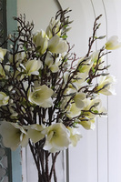 Magnolie Glass, bukiet kwiatów w wazonie