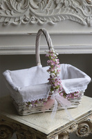 Kaszka Pastella Cottage, dekorowany koszyczek wielkanocny z serwetką