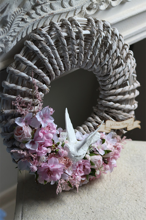  Dla Mamy, asymetryczny wianek z dedykacją