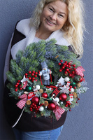 Laleczka Na Nartach, świąteczny wianek na drzwi