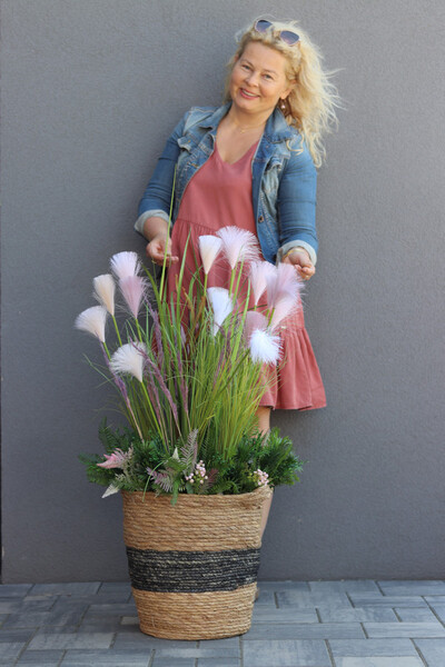 Cairo Basket, sztuczna trawa w koszu z ziołami