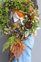 Listopadowa Prostota, jesienny wianek z omszałych gałązek