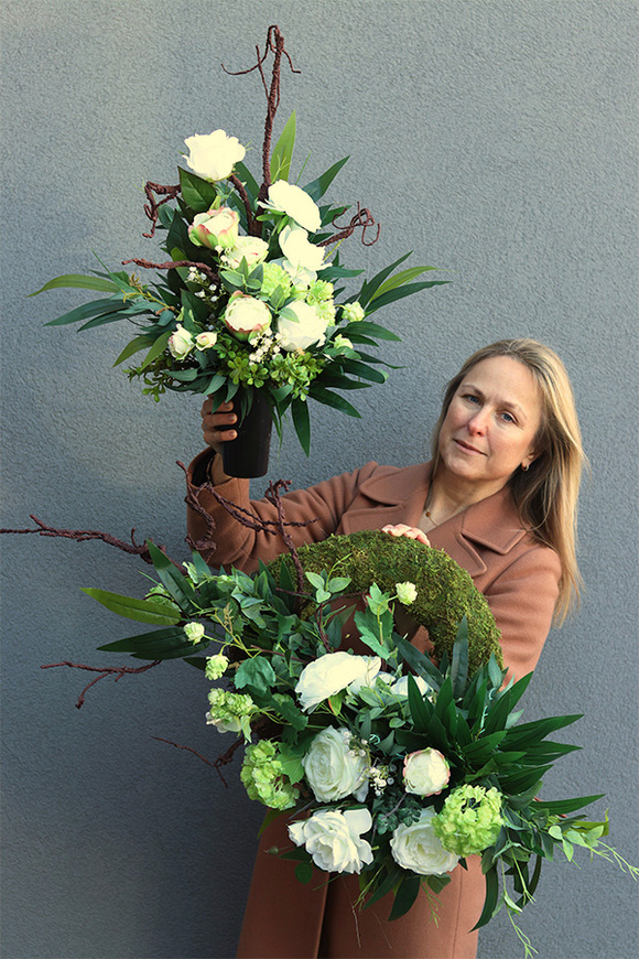 wieniec nagrobny, Jevina White