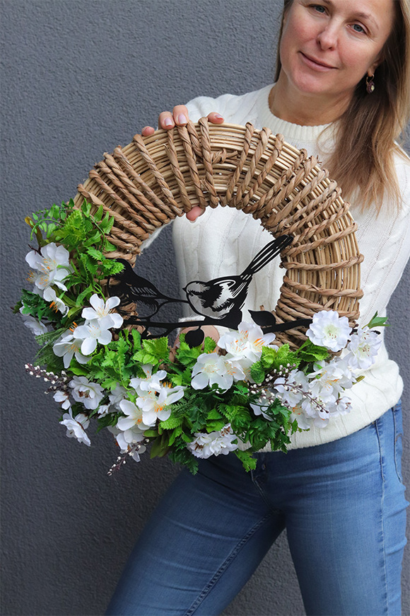 Nadlatują Ptaki, wiosenny wianek dekoracyjny