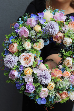 Spring Power, wianek kwiatowy na drzwi, śr.44cm  