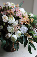 Piortcovia, kompozycja kwiatowa w pucharze