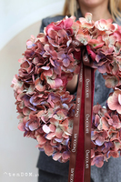 Hortensje Plum, wianek na drzwi z hortensji