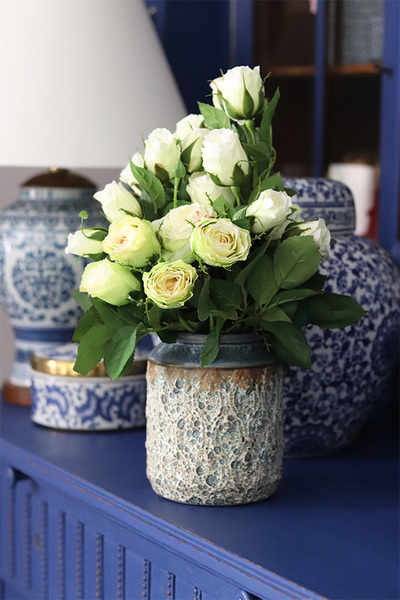 Premium Rosarita, kompozycja kwiatowa z różami, wys.42cm