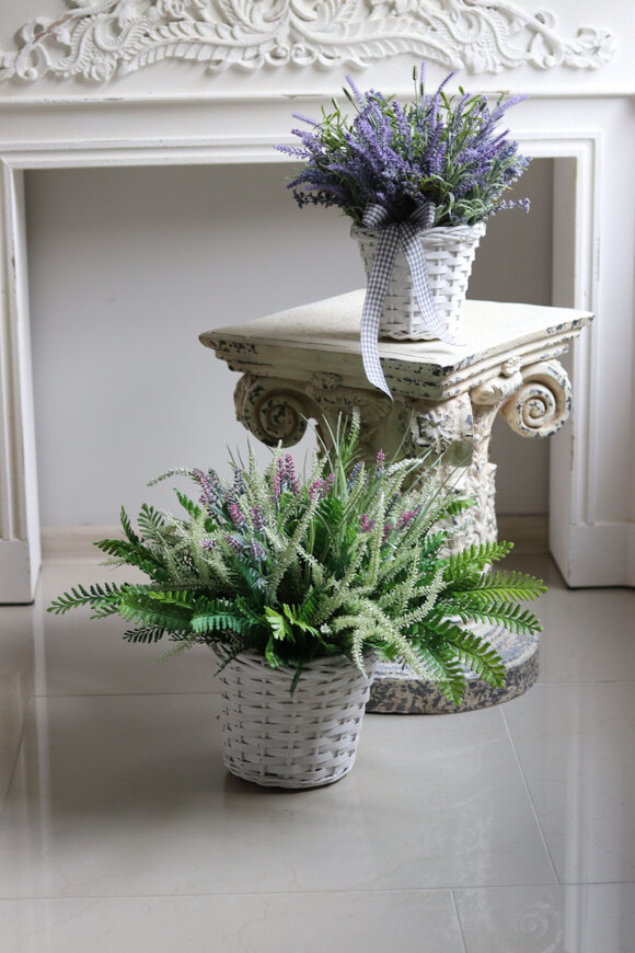 Heather&Lavender, kompozycja z wrzosem i lawendą w koszu