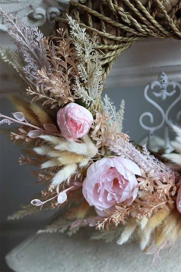 Love Day, asymetryczny wianek z suszem