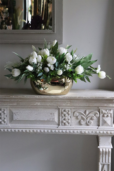 Tulippo, kompozycja wiosenna w złotym naczyniu, wym.34x60cm 