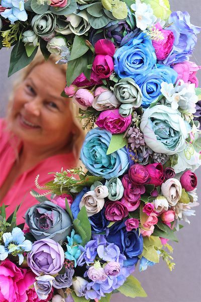 Caryca Katarzyna Veroni, bogaty wianek na drzwi