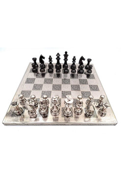 Romanum, ekskluzywne szachy z metalowa szachownicą, wym.35x35cm