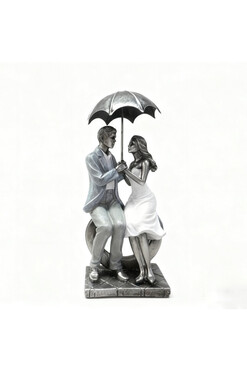 dekoracyjna figurka, Zakochani z Parasolem 2, wys.26cm
