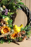 Wiosna dla Ciebie, asymetryczny wianek na drzwi z ptaszkiem