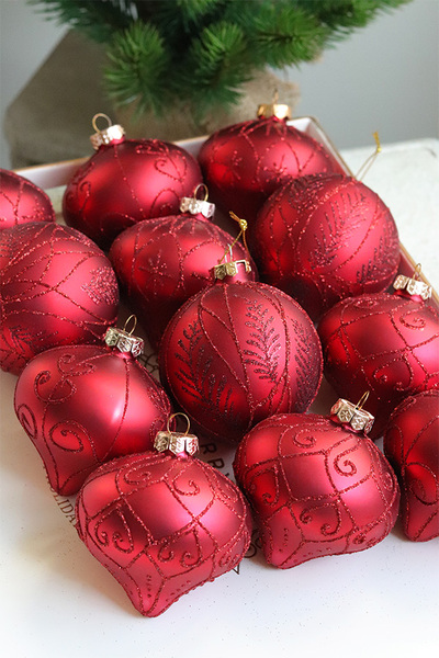 Red Swallowtail, szklane bombki w pudełku