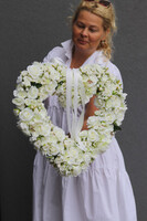 White Heart, dekoracyjne białe serce z kwiatów