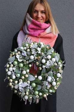 OD RĘKI Zimowe Niebo, bogaty zimowy wianek, śr.38cm