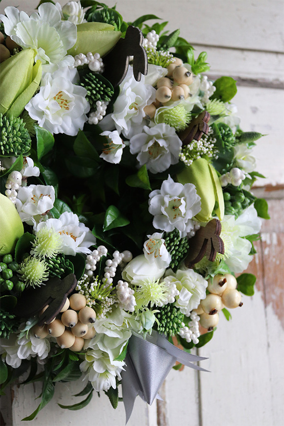 Saphiro, wielkanocny wianek z zajączkami, śr.25cm