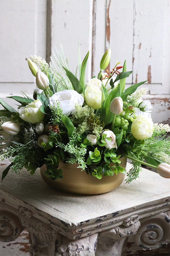 kompozycja wiosenna w złotym naczyniu, Refreta,wym.27x43cm