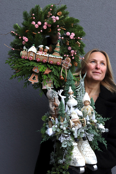 Rockefeller Center, świąteczny stroik w łyżwach