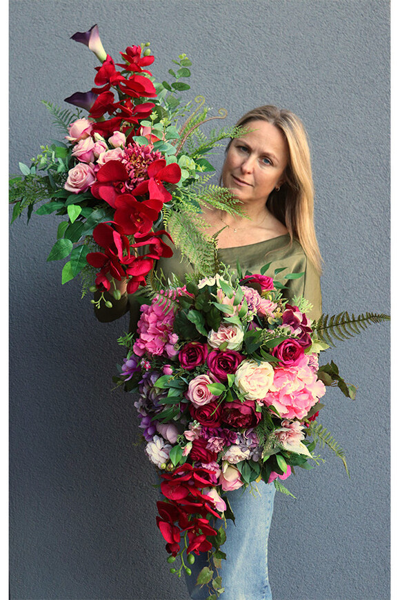 Otelia, dekoracja nagrobna w misie